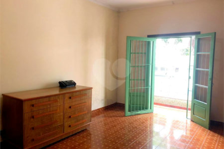 Lindo sobrado localizado na Mooca