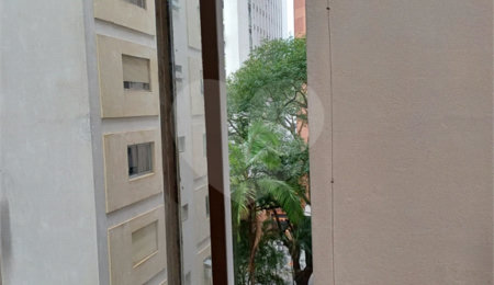 Apartamento à venda com 2 quartos em Cerqueira César, São Paulo, SP