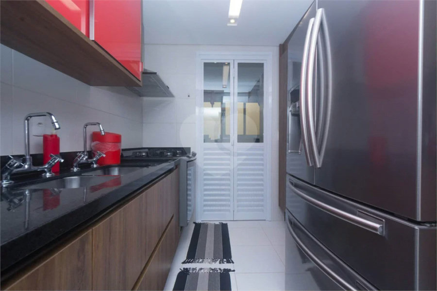 Apartamento à venda com 5 quartos, sendo 3 suítes, em Riviera de São Lourenço, Bertioga, SP