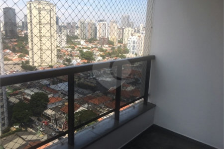 Apartamento para alugar com 3 quartos, sendo 1 suíte, em Brooklin, São Paulo, SP