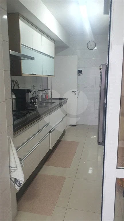Apartamento maravilhoso na Mooca com 151m e 3 dormitórios,2 suítes e 3 vagas..