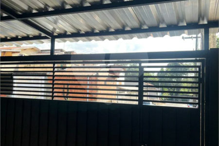 CASA À VENDA | PRONTA PARA MORAR