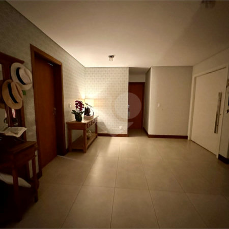 Casa com piscina à Venda no Residencial Damha II, São Carlos