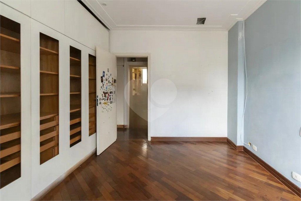Apartamento á venda - Liberdade