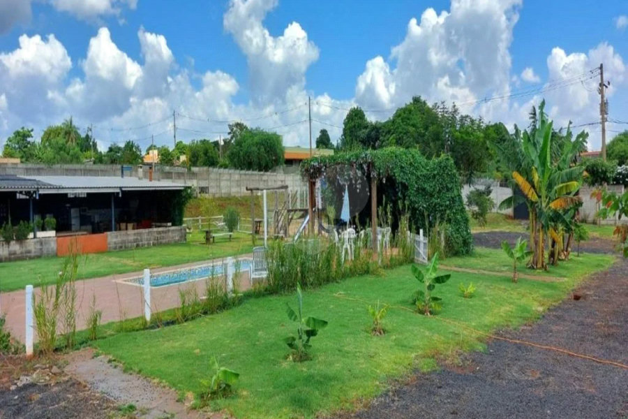 Chácara à venda com 4 quartos, sendo 1 suíte,  em Jardim dos Ipês, Brodowski, SP
