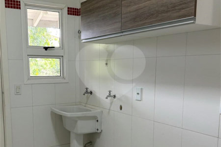 Chácara no Condomínio Vale das Laranjeiras em Indaiatuba SP - Venda - R$ 3,600.000,00 - Locaçao - R$ 30.000,00 mais encargos - Linda, espaçosa, aconchegante, acabamento de alto padrão em rua tranquila e arborizada, em um dos Condomínios mais valorizados de Indaiatuba. Com fácil acesso as principa