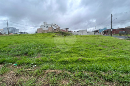 Terreno no Santa Julia á venda.