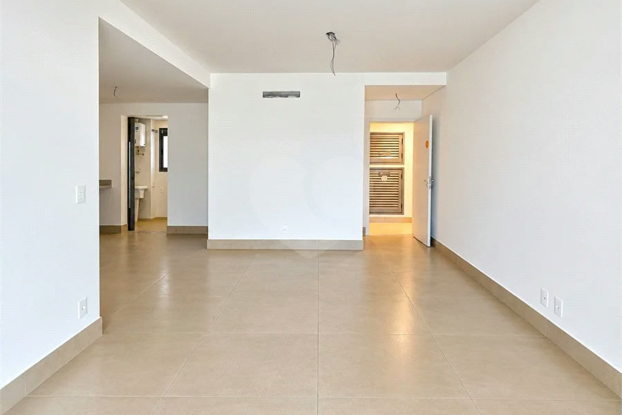 Apartamento à venda com 3 quartos, sendo 1 suíte, em Riviera de São Lourenço, Bertioga, SP