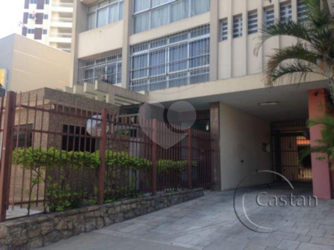 amplo apartamento com otima localização