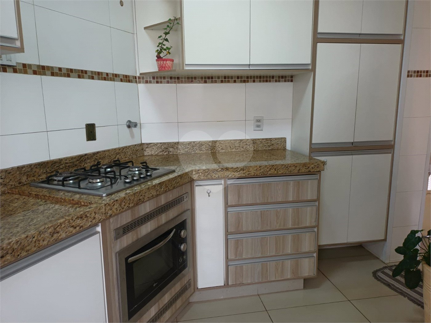 Linda casa em ótima localização!!