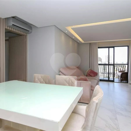 Apartamento reformado a venda no Alto da Boa Vista