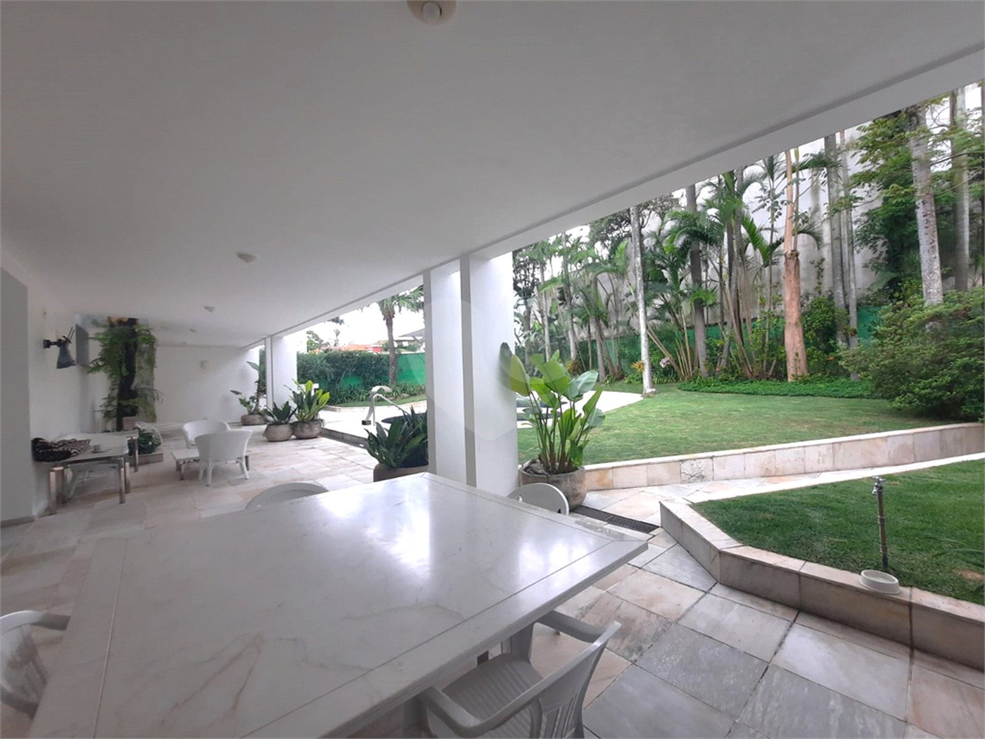 Casa para alugar com 4 quartos, sendo 2 suítes,  em Alto da Boa Vista, São Paulo, SP