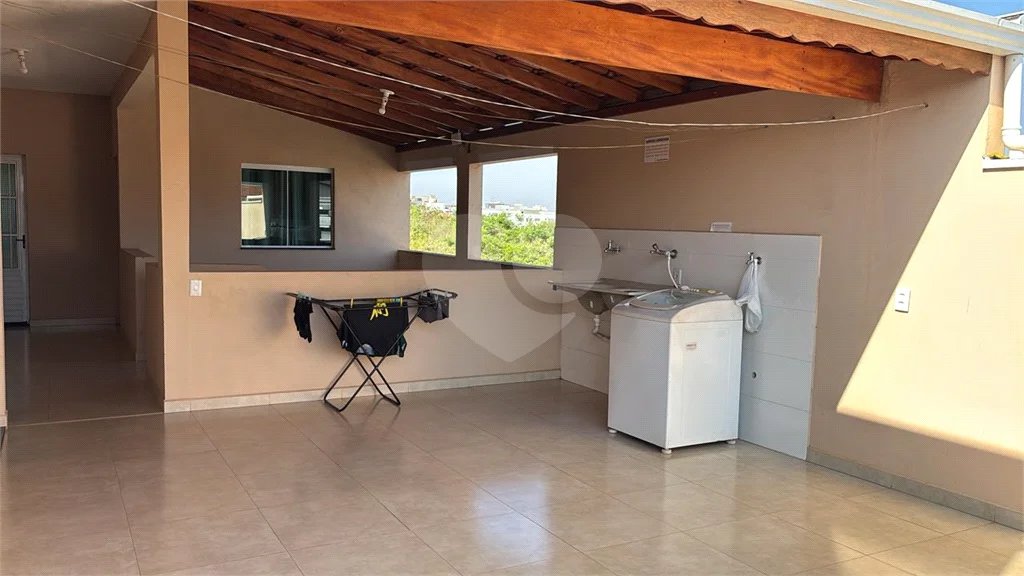 Studio em excelente estado e segurança
