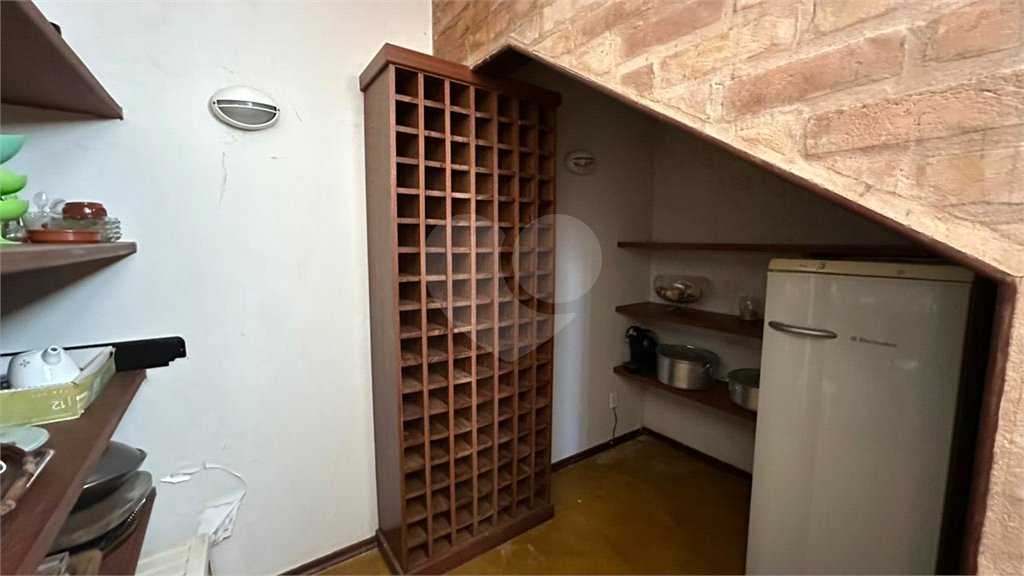 Casa para venda no Condomínio Vivenda do Broa.