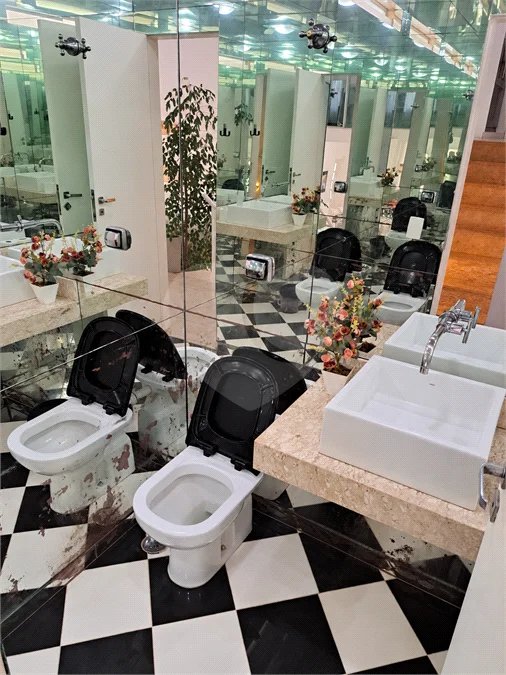 Casa à venda no Condomínio Estância Marambaia, Vinhedo | 3 suítes, piscina e terreno de 810 m²