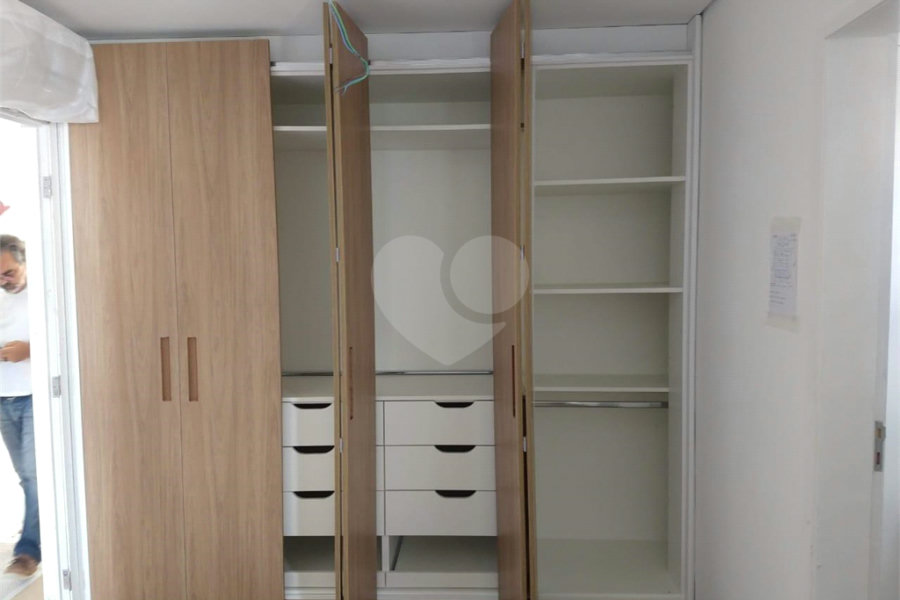 VIVA O LUXO DE PINHEIROS,: APARTAMENTOS EXCLUSIVOS COM LAZER DE CLUBE!APARTAMENTO 2 SUITES,2 VAGAS,TOTALMENTE MOBILIADO,JACUZZI,AR CONDICIONADO EM TODOS AMBIENTE.
