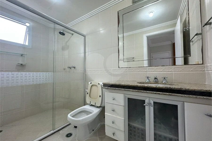 Apartamento à venda com 5 quartos, sendo 4 suítes,  em Riviera de São Lourenço, Bertioga, SP
