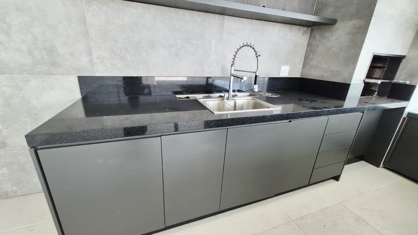 COBERTURA DUPLEX DE ALTO PADRÃO NA VILA SÃO FRANCISCO | 233 m²