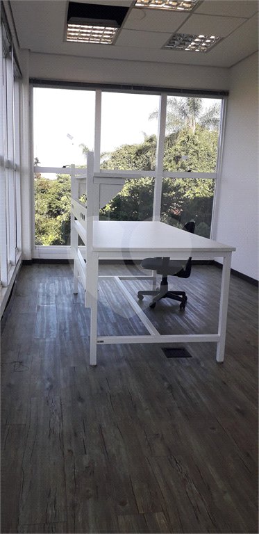 Prédio para alugar em Vila Salles, Atibaia, SP