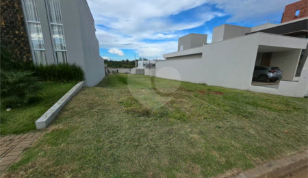 Terreno à venda no condomínio Village Damha IV, São Carlos - SP