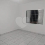 Duas casas com área total de 220m², 4 dormitórios, 3 suítes, 1 vaga de garagem, à venda em Pirituba