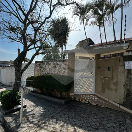 Sobrado amplo e completo na Vila Oliveira – Mogi das Cruzes