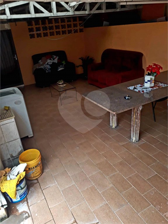 Casa térrea para venda.