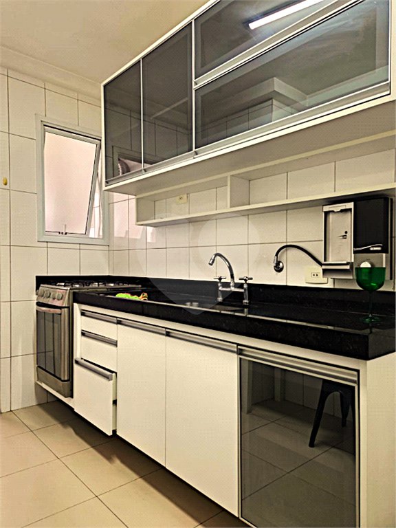 Apartamento na Chácara Inglesa com 2 dormitórios (1 suite), varanda, vista livre e vaga