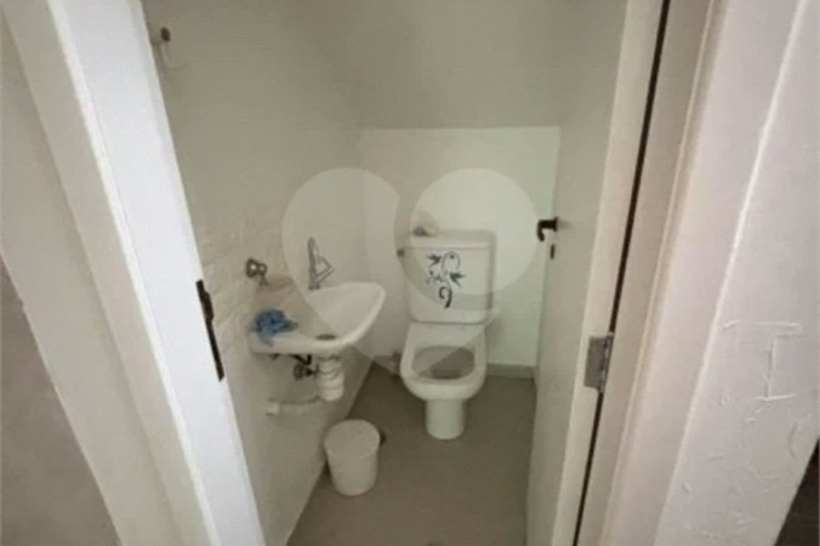 Sobrado à venda com 3 quartos, sendo 1 suíte,  em Horto, São Paulo, SP