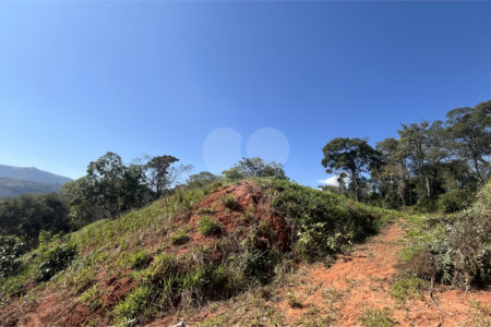Terreno a Venda com 1000m2 no Jd Estancia Brasil em Atibaia