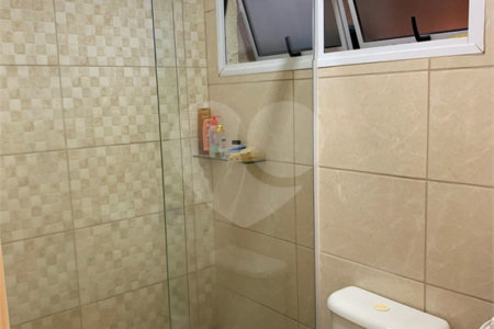 Casa térrea no Condomínio Moradas II.
