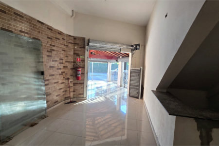 Salão 110m² comercial na Lucas Nogueira Garcez - Atibaia- SP