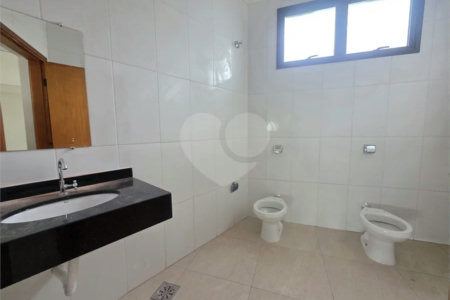 Prédio Comercial para Locação no Jardim Santo Antônio em Valinhos/SP