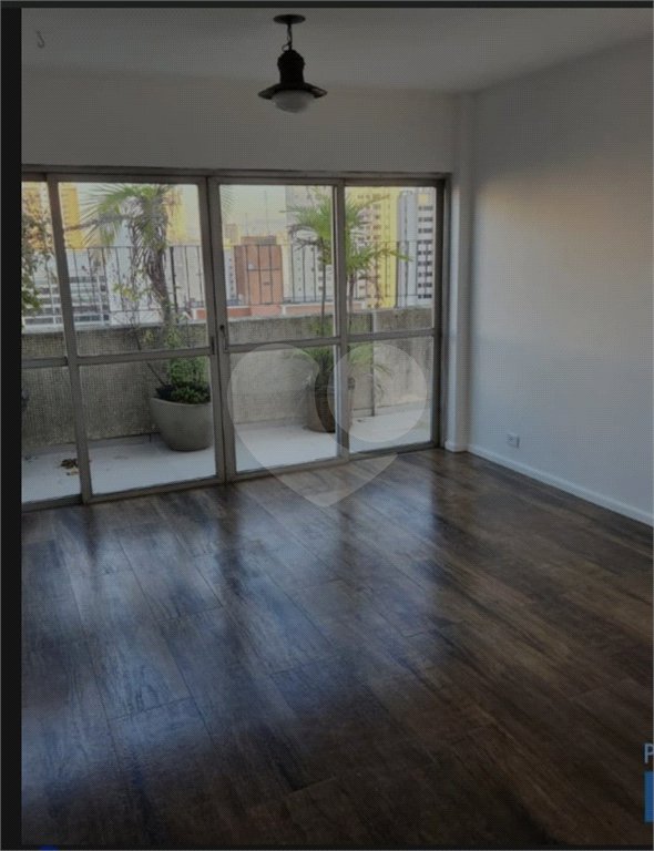 Apartamento exclusivo no último andar, em localização privilegiada de São Paulo.