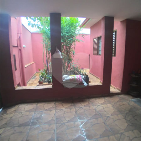 Casa + salão comercial na Vila Vista Alegre