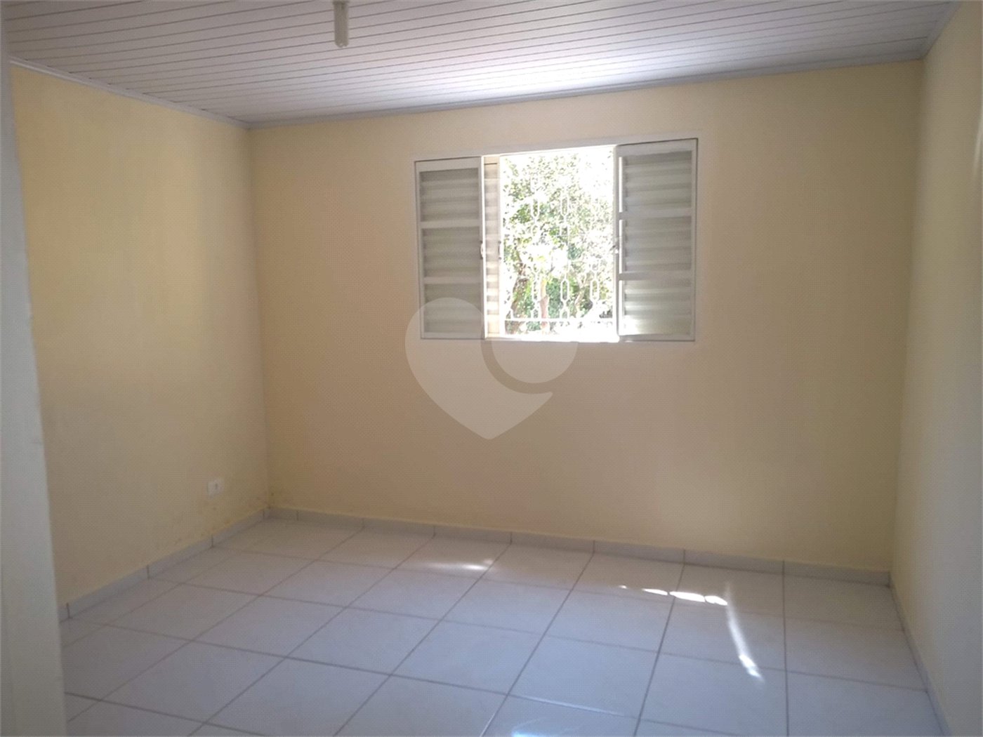 Casa á venda no Jardim são Batista.