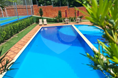 Indaiatuba - Condominio Viena - Terreno com 250 ms - sendo 10 ms de frente por 25,00 ms de fundos - área de lazer completa com academia, churrasqueira, piscina para adultos e crianças, playground e salão de festas.Segurança 24 horas -. Venha conhecer essa incrível oportunidade! R$ 420.000,00