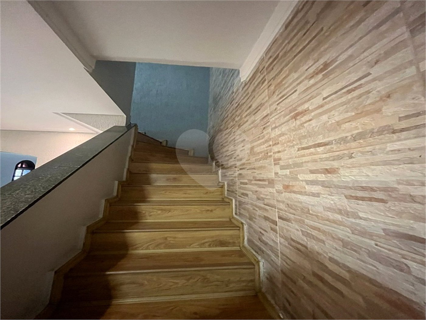 Casa com piscina disponivel para venda com 250m² - Jardim Paris / SP