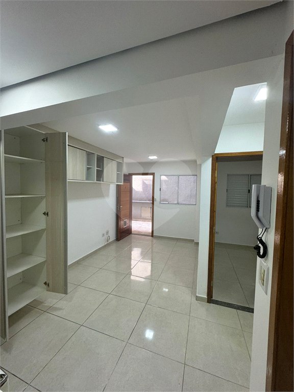 Apartamento 2 dormitórios c/ quintal privativo próximo ao futuro Metrô Anália Franco
