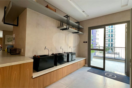 Apartamento para venda em MOEMA com 54,19m2, 2 quartos, varanda e 1 vaga coberta de garagem