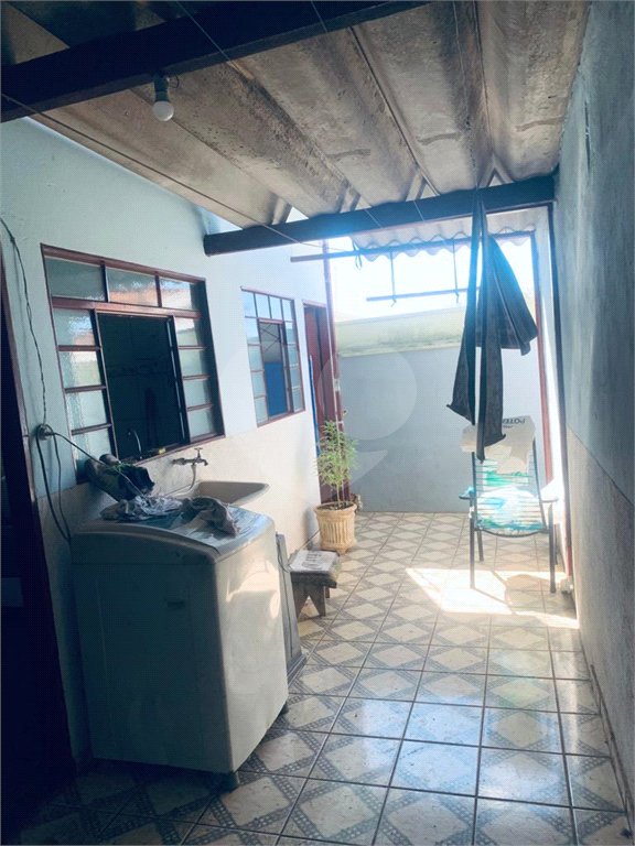 CASA TERREA NO JARDIM TANGARA