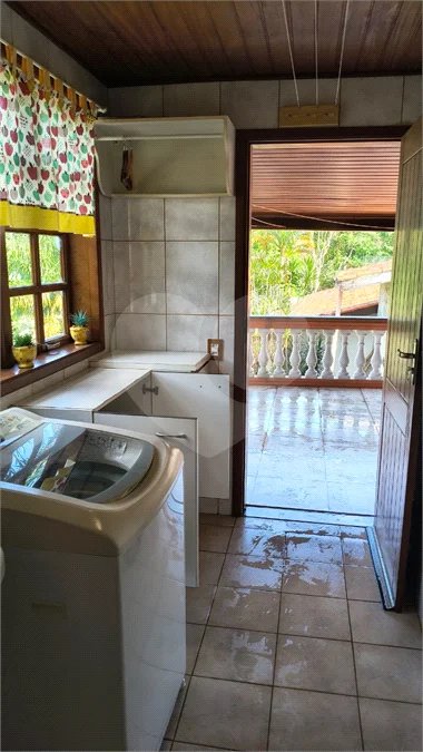 Casa à venda ou para alugar com 7 quartos, sendo 5 suítes, no condomínio Estância Marambaia, Vinhedo - SP