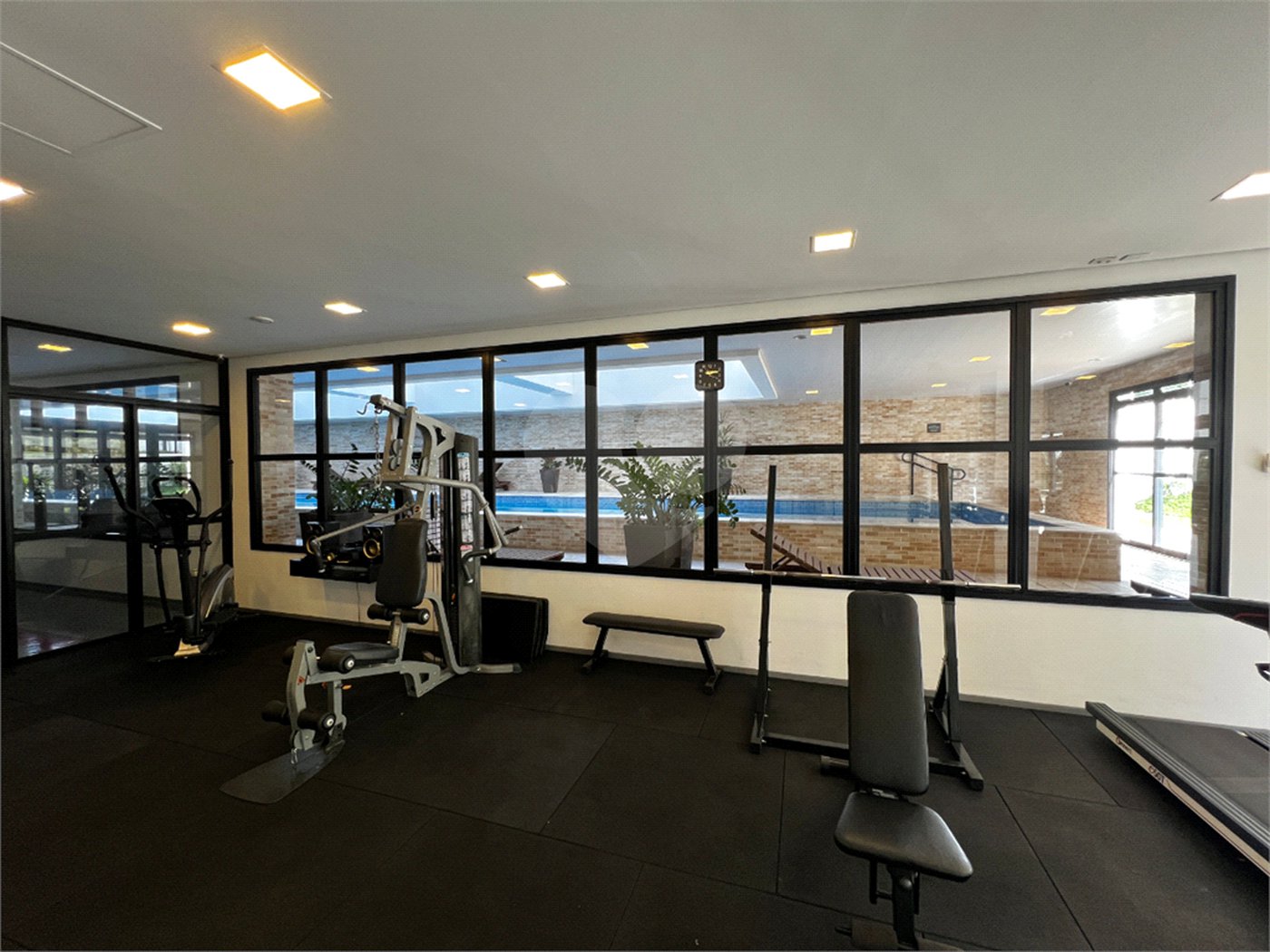 Apartamento à venda com 2 quartos, sendo 1 suíte, em Alto da Boa Vista, São Paulo, SP