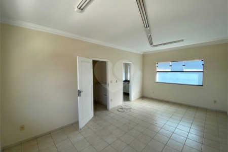 Casa comercial a venda perto da Santa Casa