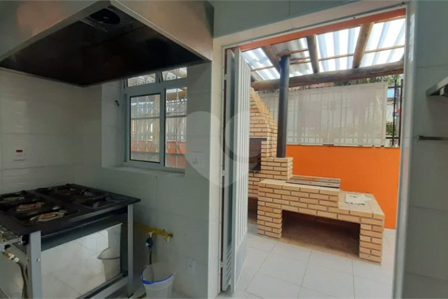 EXCELENTE CASA COMERCIAL EM ESQUINA, OPORTUNA E MAIS QUE ESPECIAL. Venha Conferir.