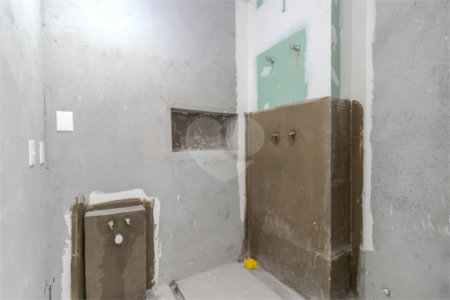 Apartamento à venda com 3 suítes em Campo Belo, São Paulo, SP