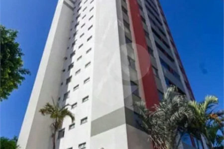 Apartamento com 49m², 2 quartos, 1 garagem, à venda em Itaquera