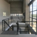 Galpão industrial com renda à venda em Cotia