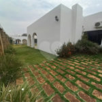 Casa térrea no Condomínio Faber I.