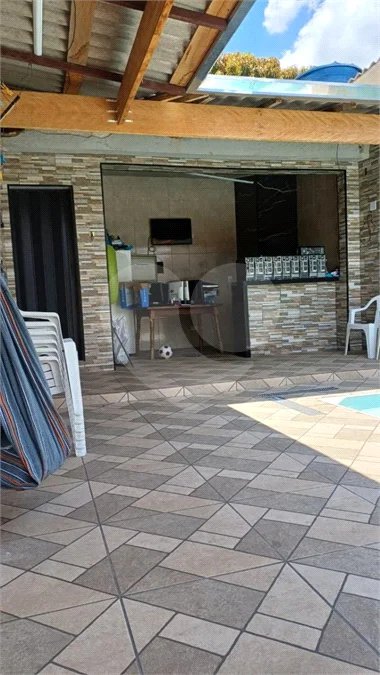 Casa de 2 quartos em Rua Orange, Vila Luzita, Santo André - Venda!